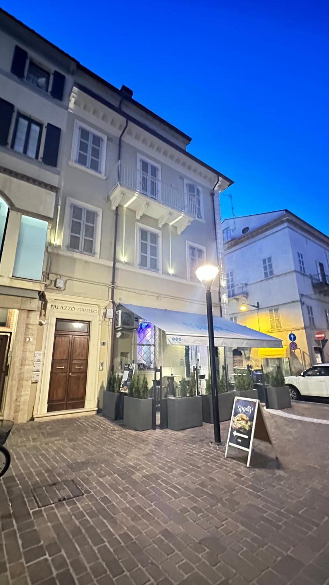Apartamento Palazzo Galileo San Benedetto del Tronto Exterior foto